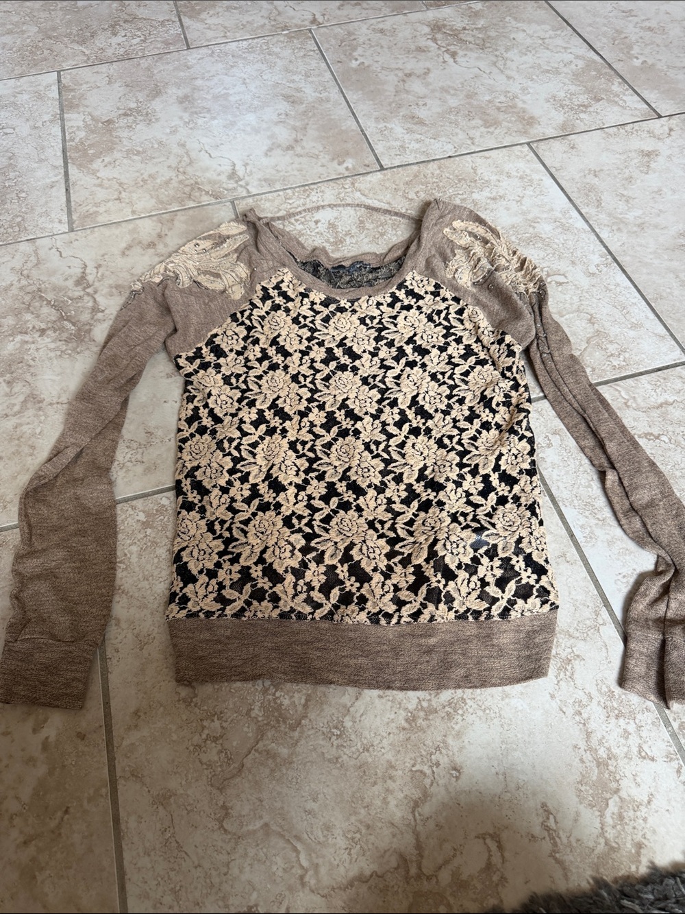Miss Me lace long sleeve top size large
